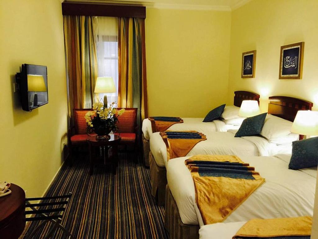 Al Eiman Al Qibla Hotel Medína Pokoj fotografie