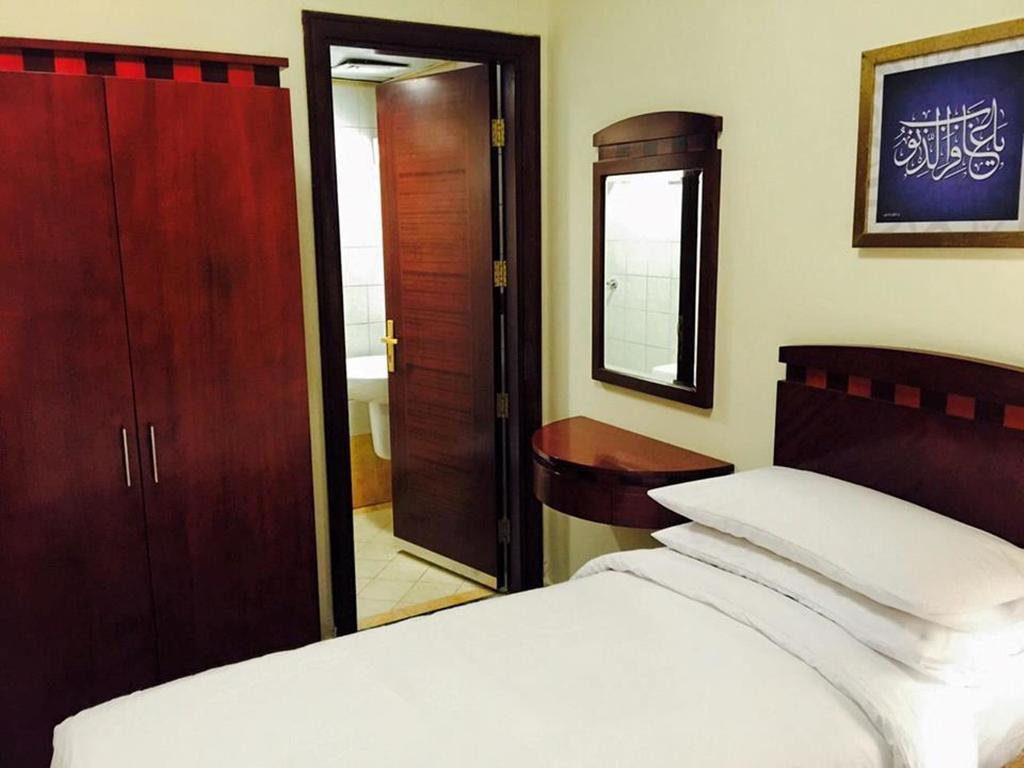 Al Eiman Al Qibla Hotel Medína Pokoj fotografie